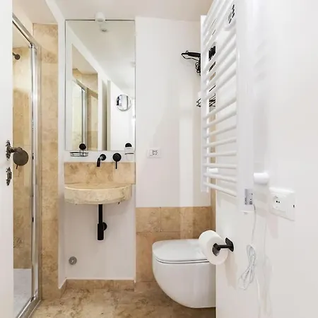 شقة Bottega Augustea Duplex In Monti *