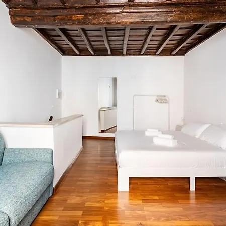 Bottega Augustea Duplex In Monti Apartman